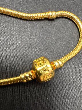 925 LOVE Gold Tone Snake Chain Bracelet With "Love" Charm & Secure Clasp Measure